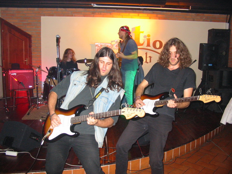 Skupina �alman Brothers Band v Bastione