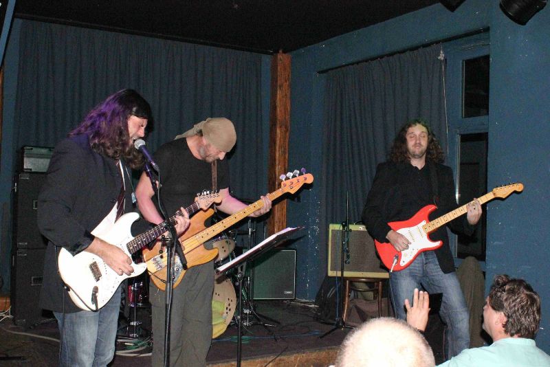 Skupina �alman Brothers Band u Frankieho