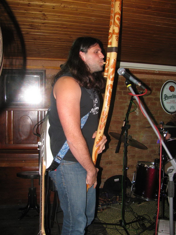 Skupina �alman Brothers Band v Starej Pek�rni