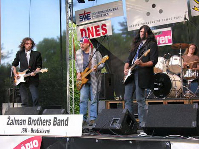 Skupina �alman Brothers Band v �umperku